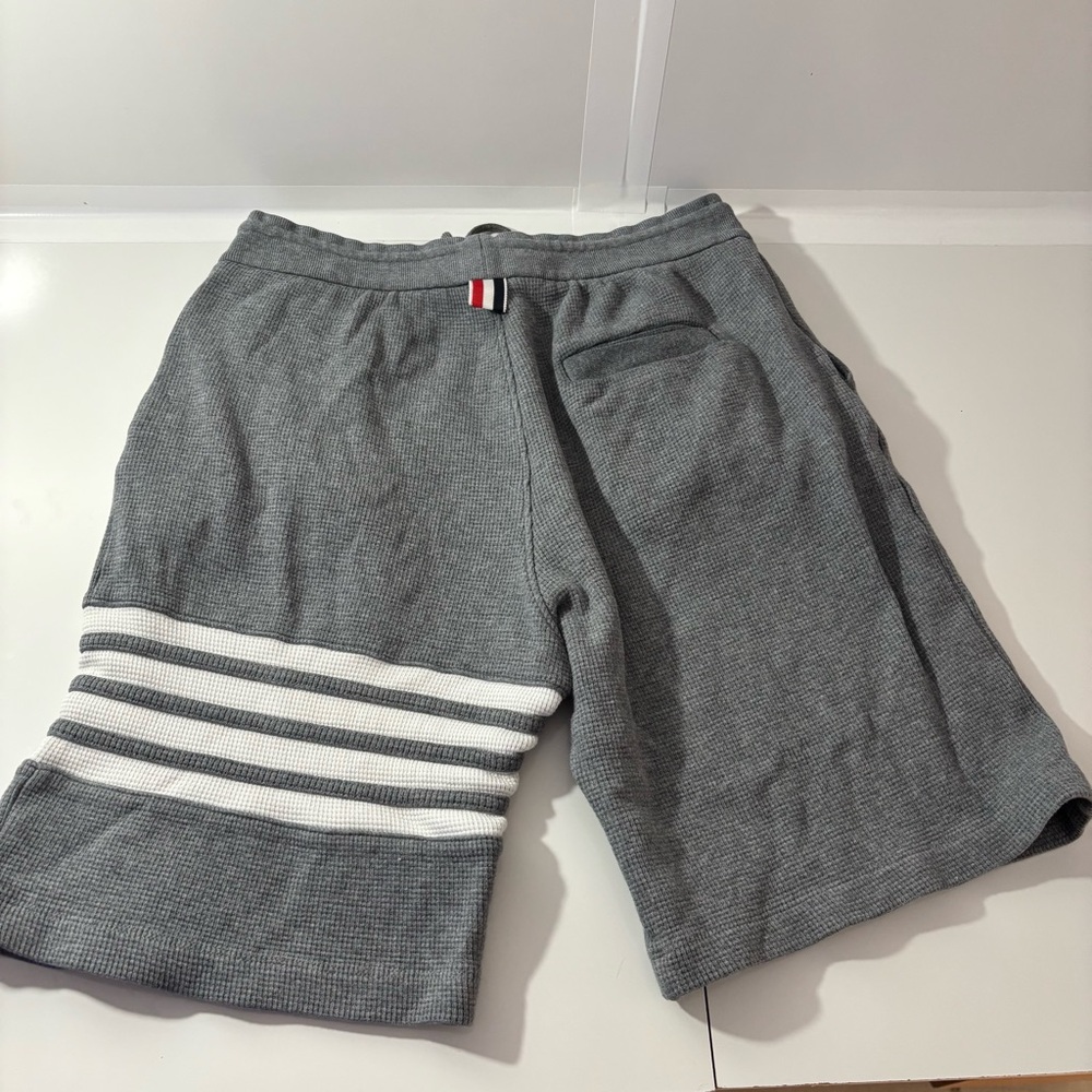 Thom Browne Cotton Shorts Size 1 - Picture 2 of 5